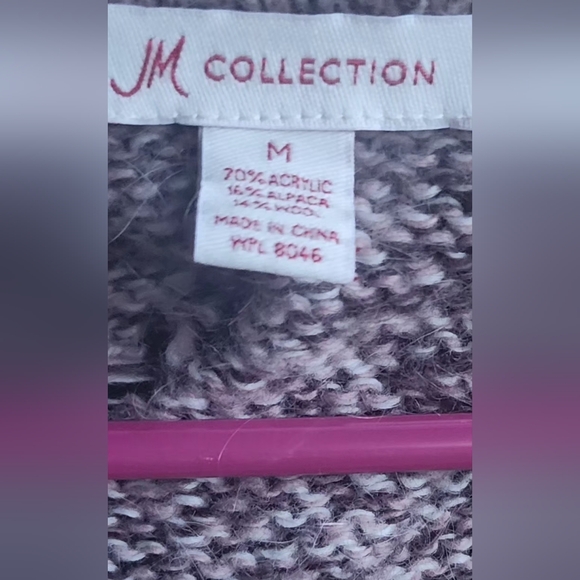 M collection Cozy Gray Women's Sweater Size M - Picture 4 of 4